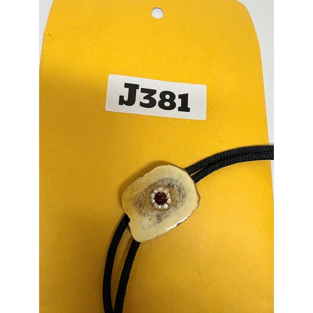 N/A handcrafted bolo